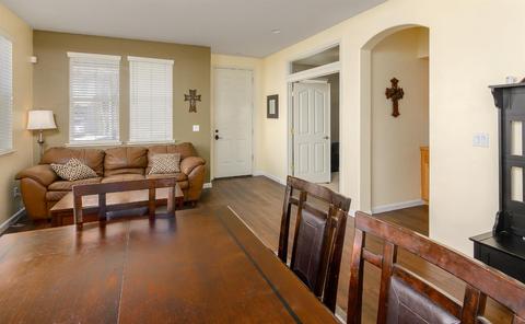 3 Bascom Ct, Sacramento, CA 95835 photo 3