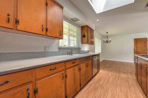 6315 Kiernan Dr, Carmichael, CA 95608 photo 5