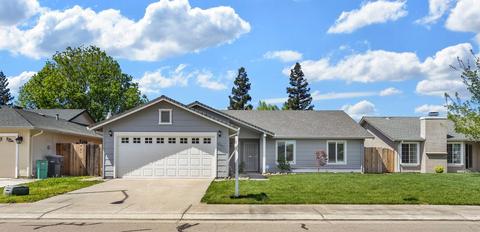 1507 Zinfandel Dr, Lodi, CA 95242 photo 1