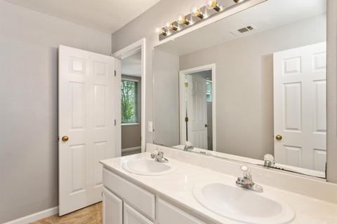 1408 Santander Ct, Davis, CA 95618 photo 13