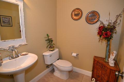 2700 Amir Dr, Modesto, CA 95355 photo 19
