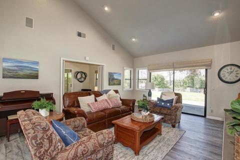 3301 Morro Bay Ave, Davis, CA 95616 photo 9
