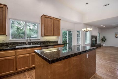 2610 Javan Ln, Carmichael, CA 95608 photo 12