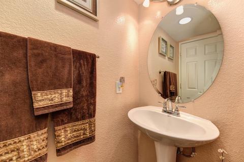 4339 Norwalk Cir, Mather, CA 95655 photo 17