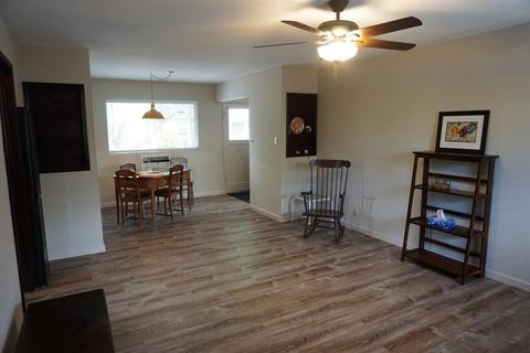 160 Drake Ave, Modesto, CA 95350 photo 5