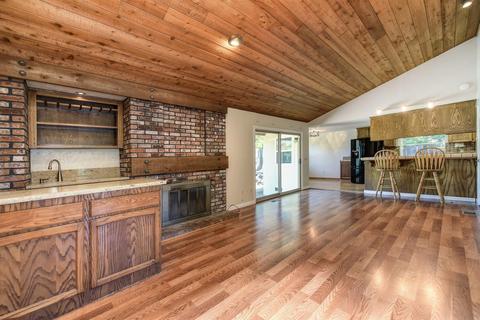 7245 Willowbank Way, Carmichael, CA 95608 photo 2