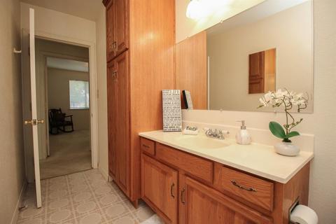 427 Russell, Winters, CA 95694 photo 16