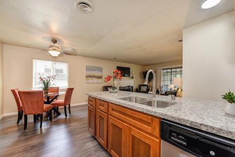 5866 Sharps Cir, Carmichael, CA 95608 photo 16