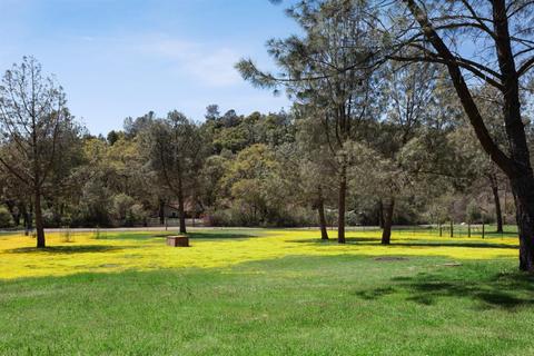 2101 Mulberry Ln, Placerville, CA 95667 photo 3