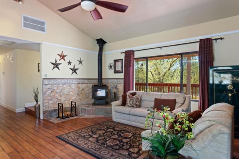 2101 Mulberry Ln, Placerville, CA 95667 photo 5