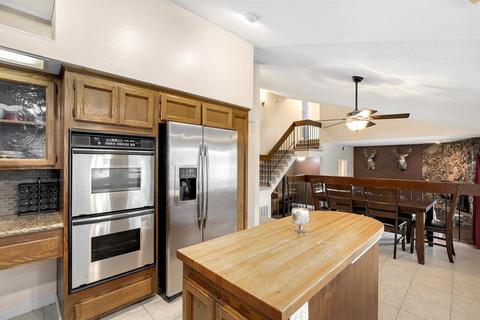 8570 Elm Ave, Orangevale, CA 95662 photo 18