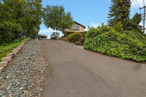 8570 Elm Ave, Orangevale, CA 95662 photo 4