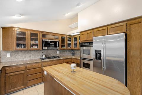 8570 Elm Ave, Orangevale, CA 95662 photo 17