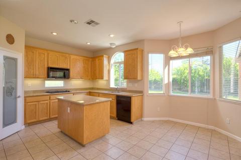 1122 Burman Dr, Turlock, CA 95382 photo 8