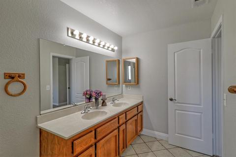 1621 Pink Ave, Ceres, CA 95307 photo 26