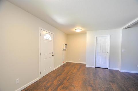 1613 Pelton Ave, Modesto, CA 95351 photo 9