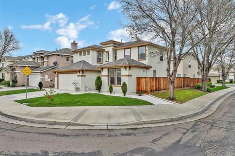 363 Sekera Ct, Tracy, CA 95376 photo 3