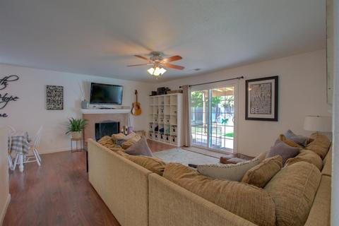 2721 Dow St, Turlock, CA 95382 photo 4