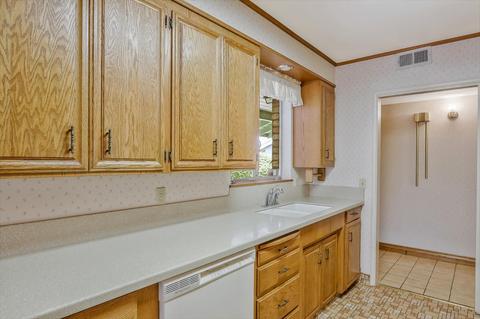718 S Crescent Ave, Lodi, CA 95240 photo 10