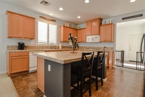 1129 Gaugin Way, Patterson, CA 95363 photo 6