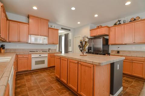 1129 Gaugin Way, Patterson, CA 95363 photo 7