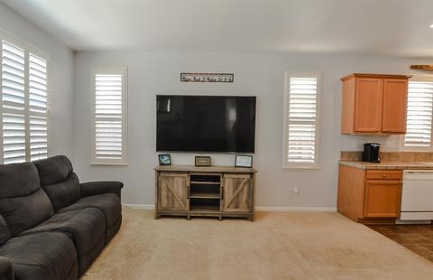 1129 Gaugin Way, Patterson, CA 95363 photo 9