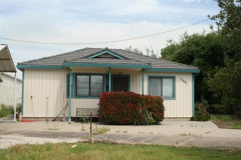 17001 Haskell Ln, Escalon, CA 95320 photo 5