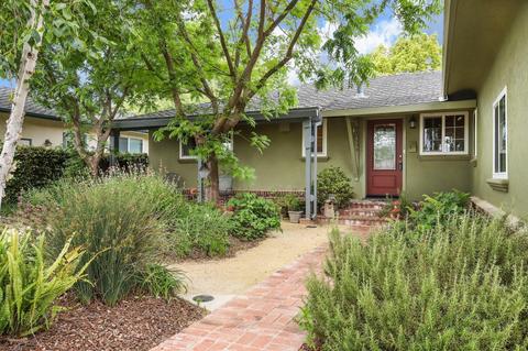 841 Cardinal St, Lodi, CA 95240 photo 3
