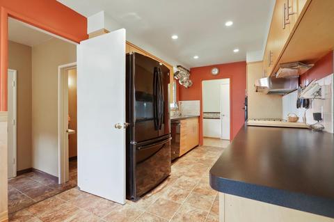 841 Cardinal St, Lodi, CA 95240 photo 17