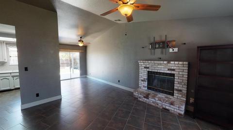 7805 Irwin Ct, Hilmar, CA 95324 photo 4