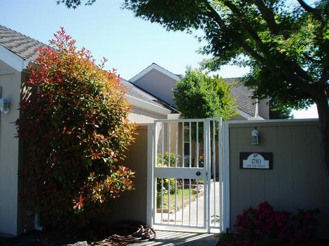 1780 Cape Cod Cir, Lodi, CA 95242 photo 3