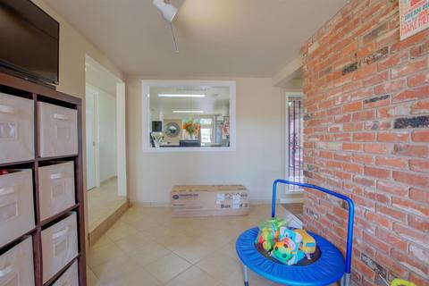 2500 W Rumble Rd, Modesto, CA 95350 photo 26