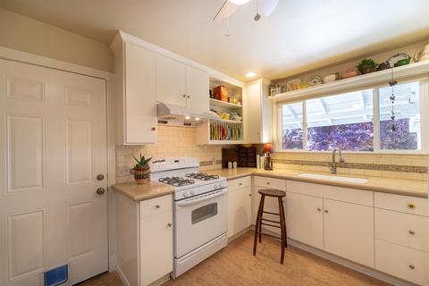 1301 Fulton St, Modesto, CA 95350 photo 9