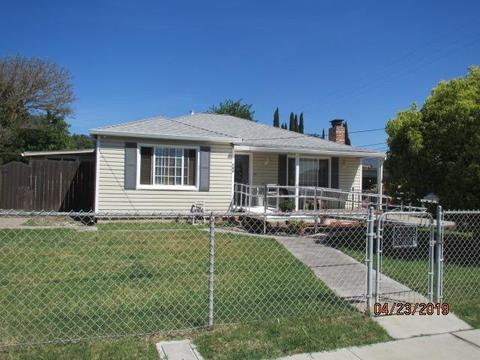 166 Watson Ave, Manteca, CA 95337 photo 1