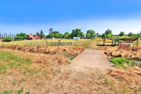 5637 E Jahant Rd, Galt, CA 95632 photo 9