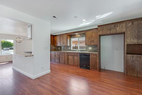 2066 Edgewood Dr, Lodi, CA 95242 photo 10
