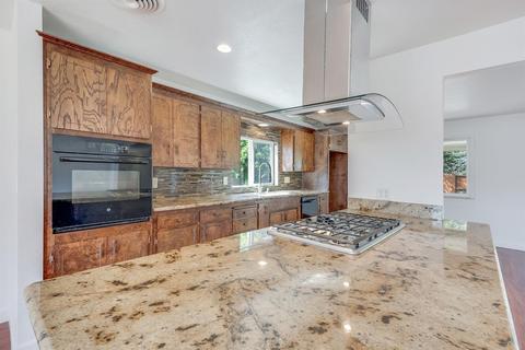 2066 Edgewood Dr, Lodi, CA 95242 photo 11