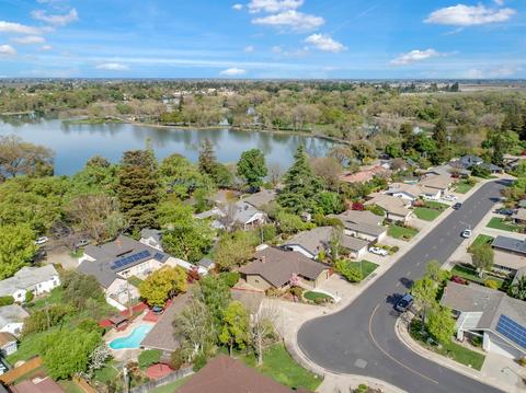 2066 Edgewood Dr, Lodi, CA 95242 photo 4