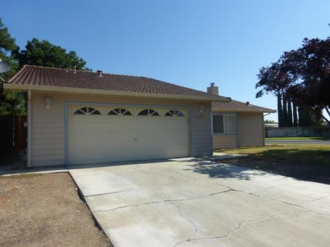 1115 Lee Ave, Gustine, CA 95322 photo 1