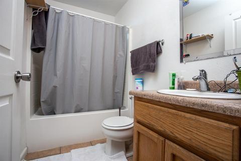 2420 E Whitmore, Ceres, CA 95307 photo 9