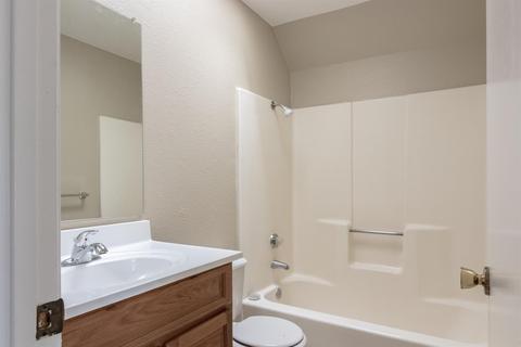 433 W Golf Cir, Manteca, CA 95337 photo 9