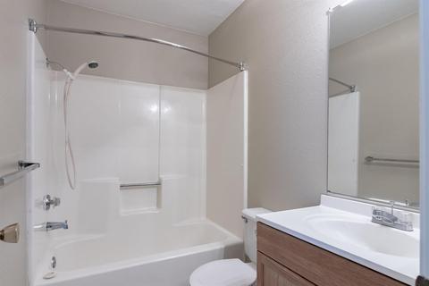 433 W Golf Cir, Manteca, CA 95337 photo 21