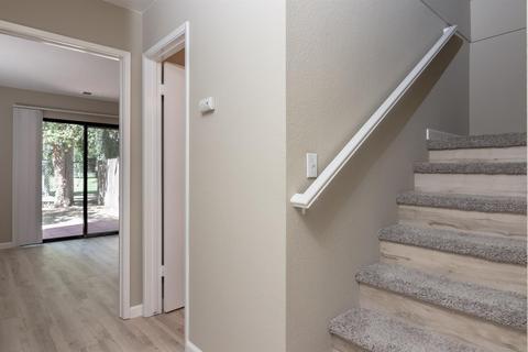 433 W Golf Cir, Manteca, CA 95337 photo 6