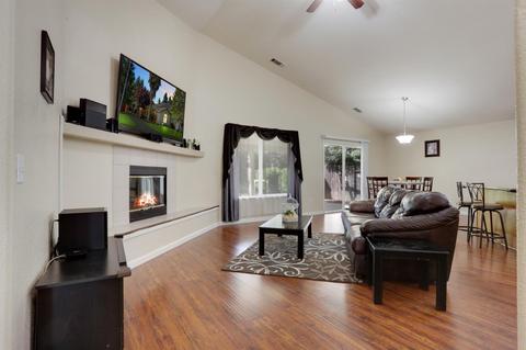 1022 Breakers Ct, Galt, CA 95632 photo 7