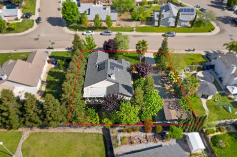 1022 Breakers Ct, Galt, CA 95632 photo 4