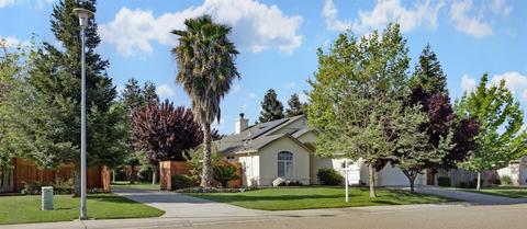 1022 Breakers Ct, Galt, CA 95632 photo 2