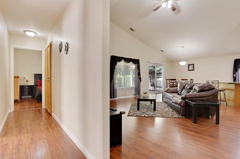 1022 Breakers Ct, Galt, CA 95632 photo 17
