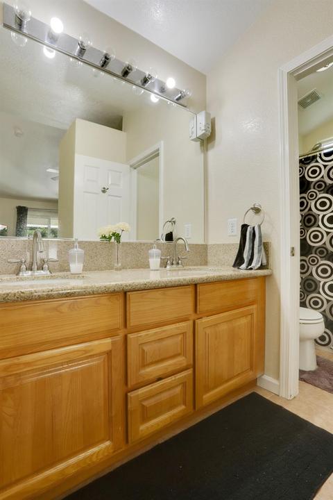 1022 Breakers Ct, Galt, CA 95632 photo 23