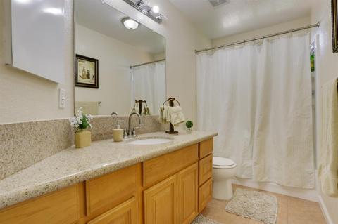1022 Breakers Ct, Galt, CA 95632 photo 14
