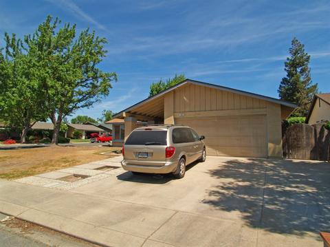 1924 Coral Oak Ct, Modesto, CA 95355 photo 2